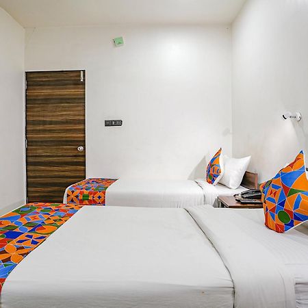 Fabhotel Lotus I Surat Eksteriør bilde
